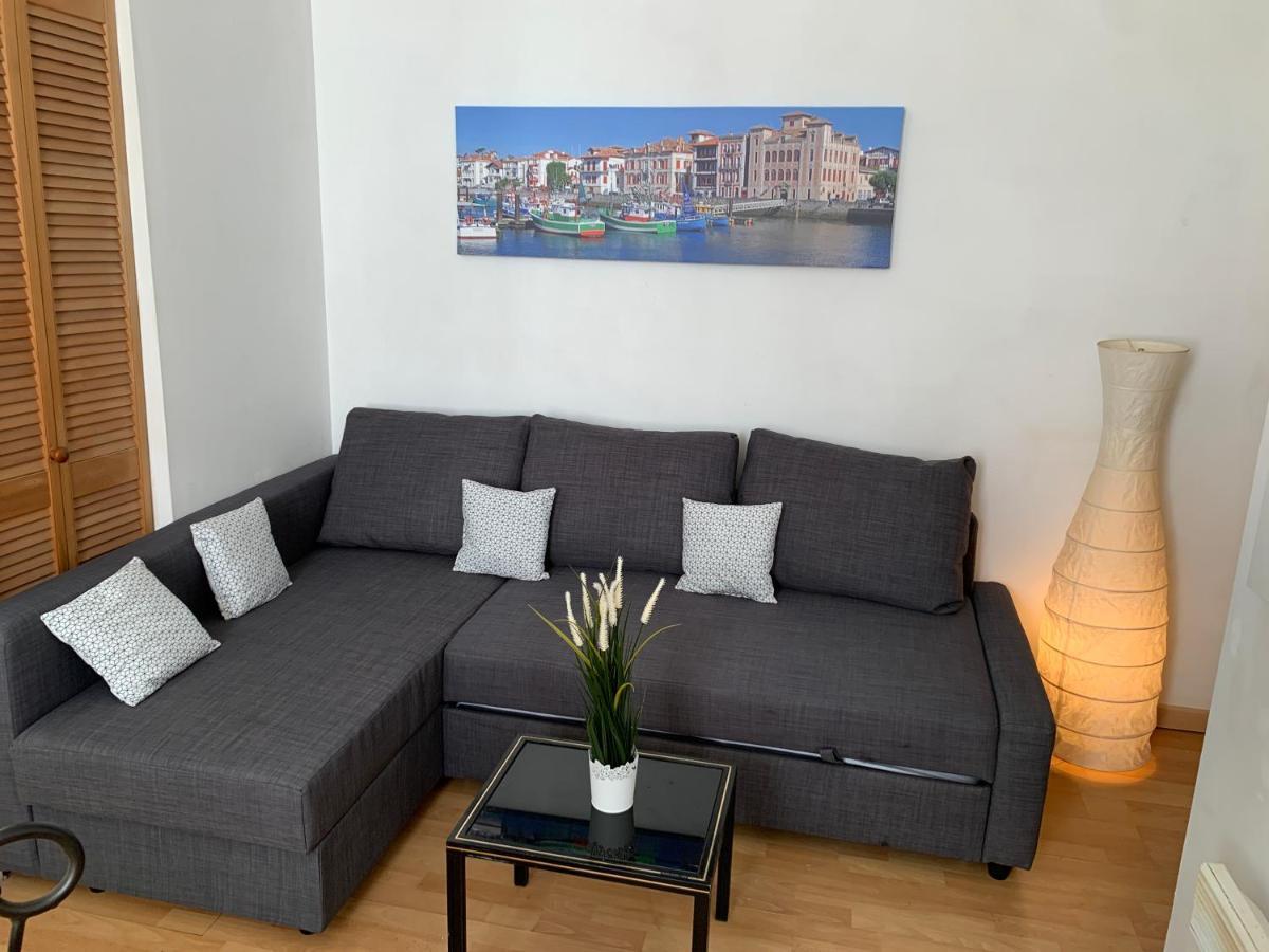 Biarritz Centre, Pres Avenue De Verdun, Cosy Apt 2 Pieces , Salon , Chambre Separe, Rue Tres Calme A 10 Minutes A Pied De La Grande Plage Buitenkant foto
